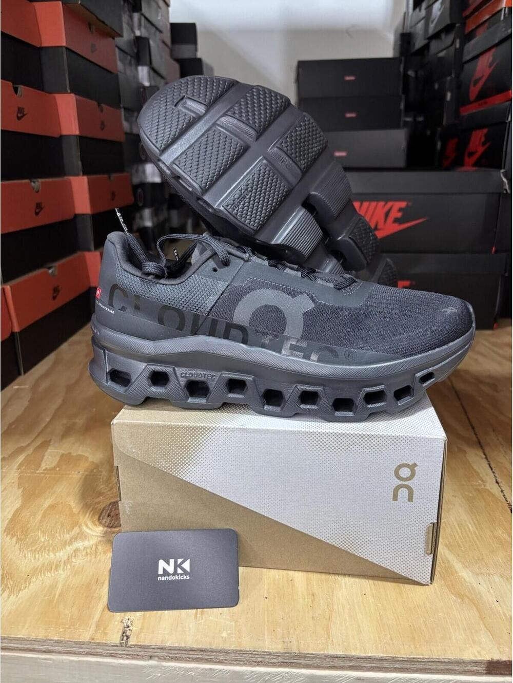 ON Running Cloudmonster 'Black' 61.99025 BRAND NEW MENS SIZE 11